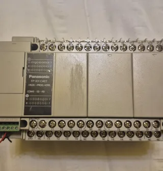 Panasonic PLC FP-XH C40T + FP-X E16R AFPX-E16R Genişleme Modüllü Set