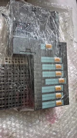 Siemens SIMATIC ET 200S IM151-8 PN/DP CPU