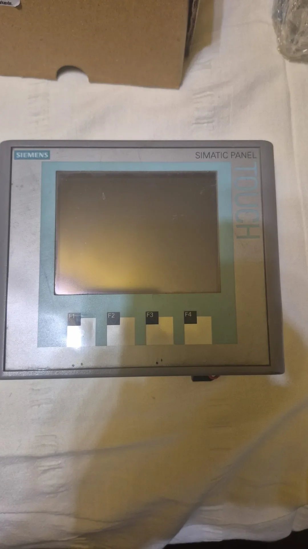 Siemens SIMATIC HMI KTP400 Basic PN 4 Operatör Paneli