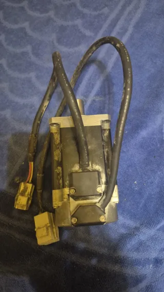 Toshiba VELCONIC Servo Sürücü VLASX-012P2-HXB